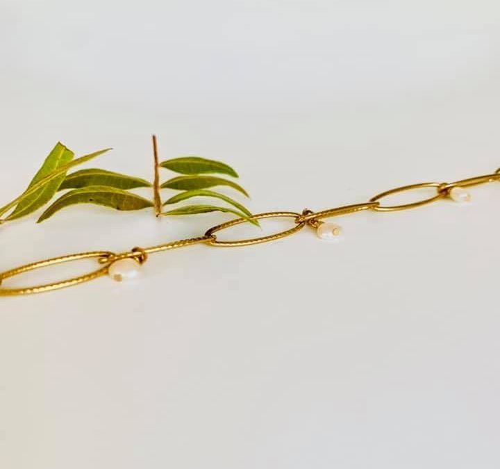 Bien choisir ses bijoux selon la morphologie, la provenance, l’éthique…